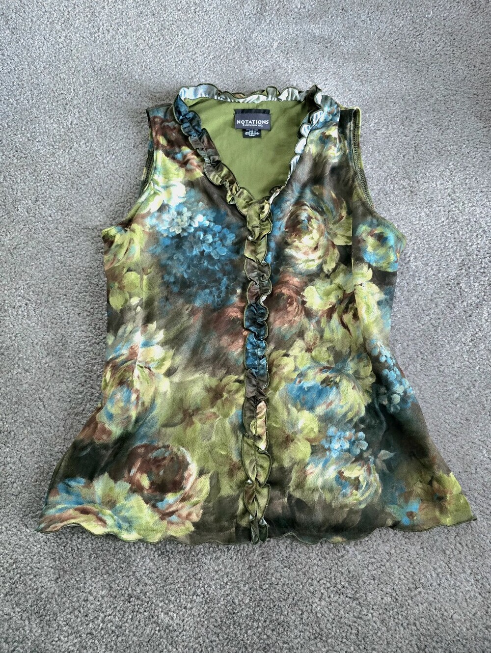 Notations Green floral sleeveless blouse with ruffles, size S